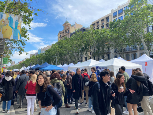 Crowds of book lovers on one of the main city thoroughfares, though negotiating the busy streets can also be taxing on the body